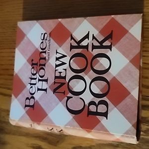 Better Homes & Gardens New 1976 1977 fourth printing Cookbook